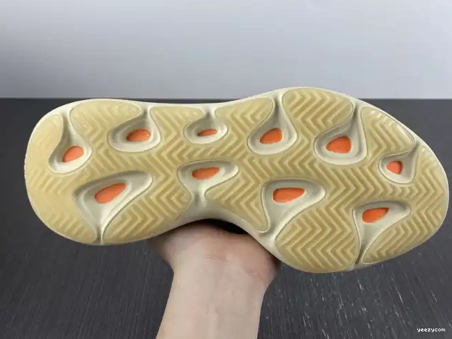 V3 700 Yeezy Fade Salt Adidas ID1674 0705